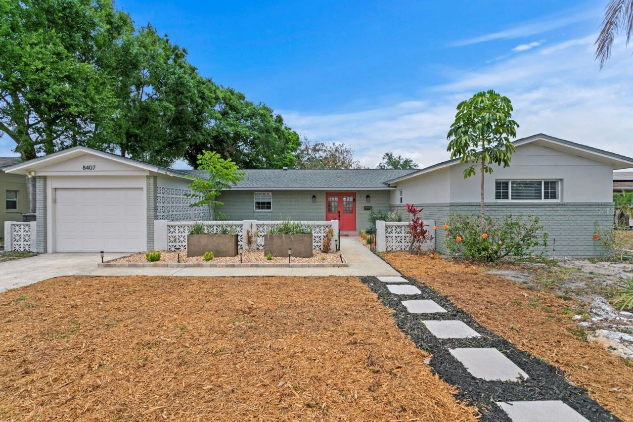 8407 Granite Place, Tampa, FL 33615 Photo