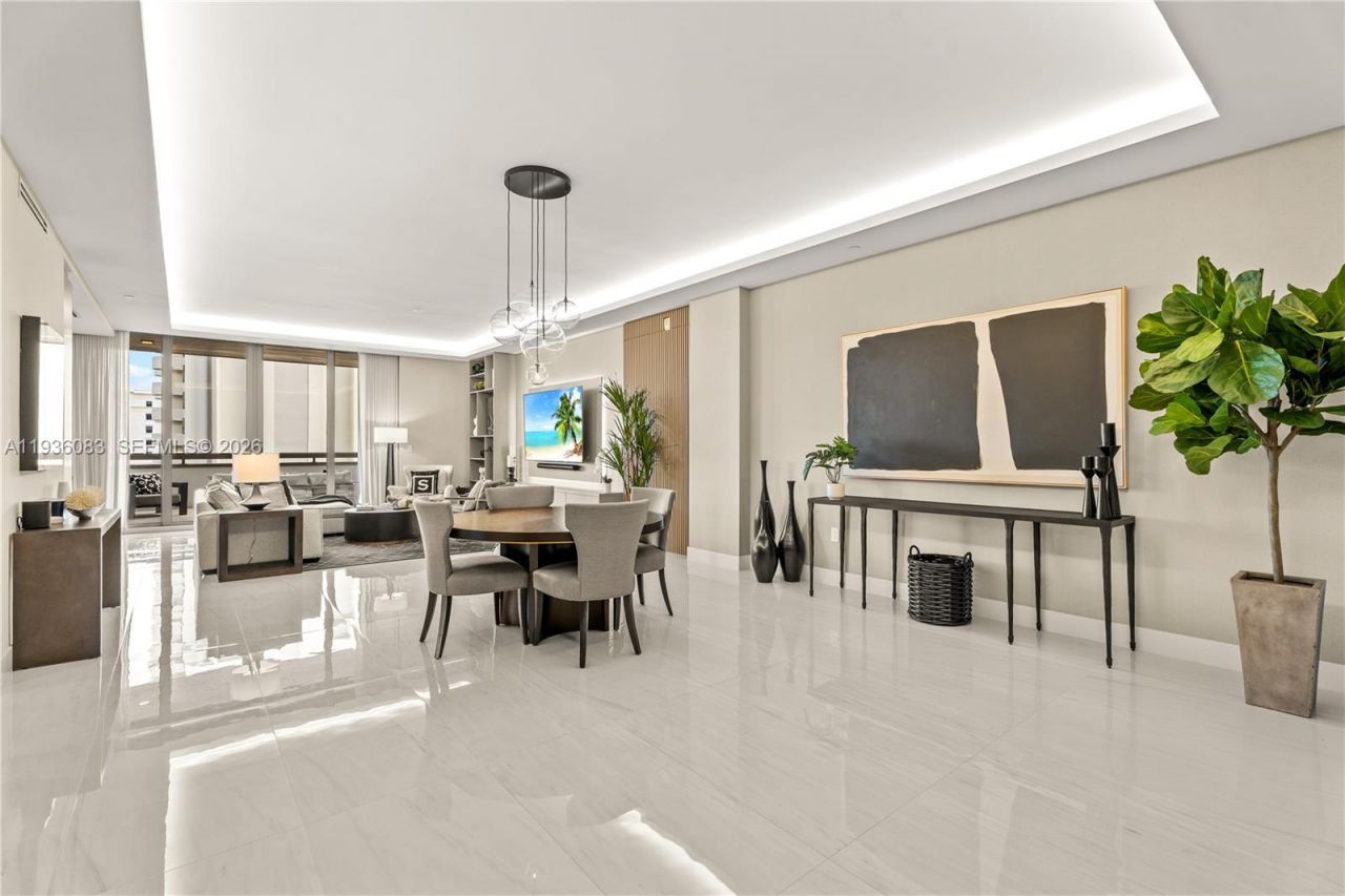 515 Valencia Ave, Unit 403, Coral Gables, FL 33134 Photo