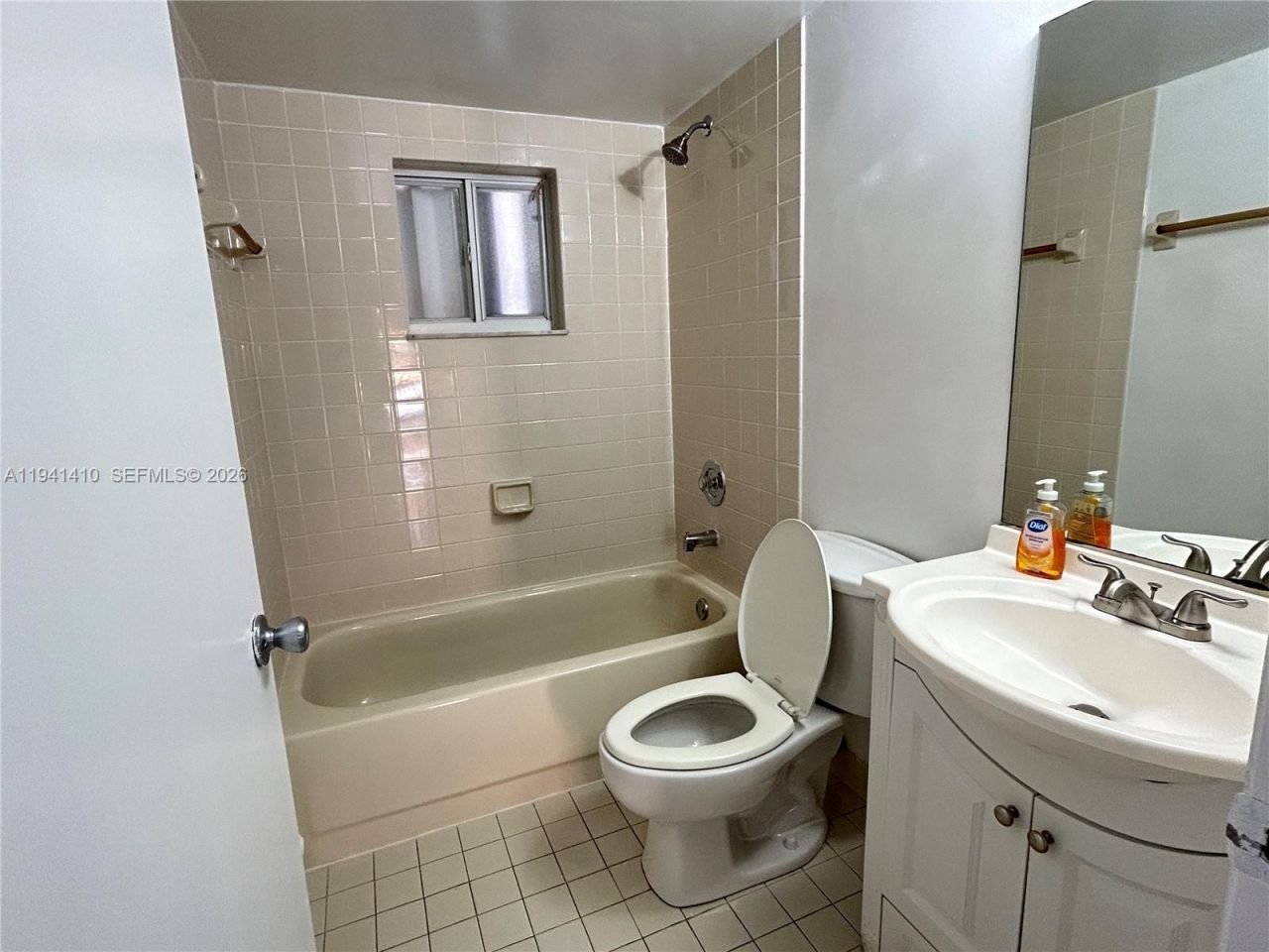 7693 W 29th Ln, Unit 101-48, Hialeah, FL 33018 Photo