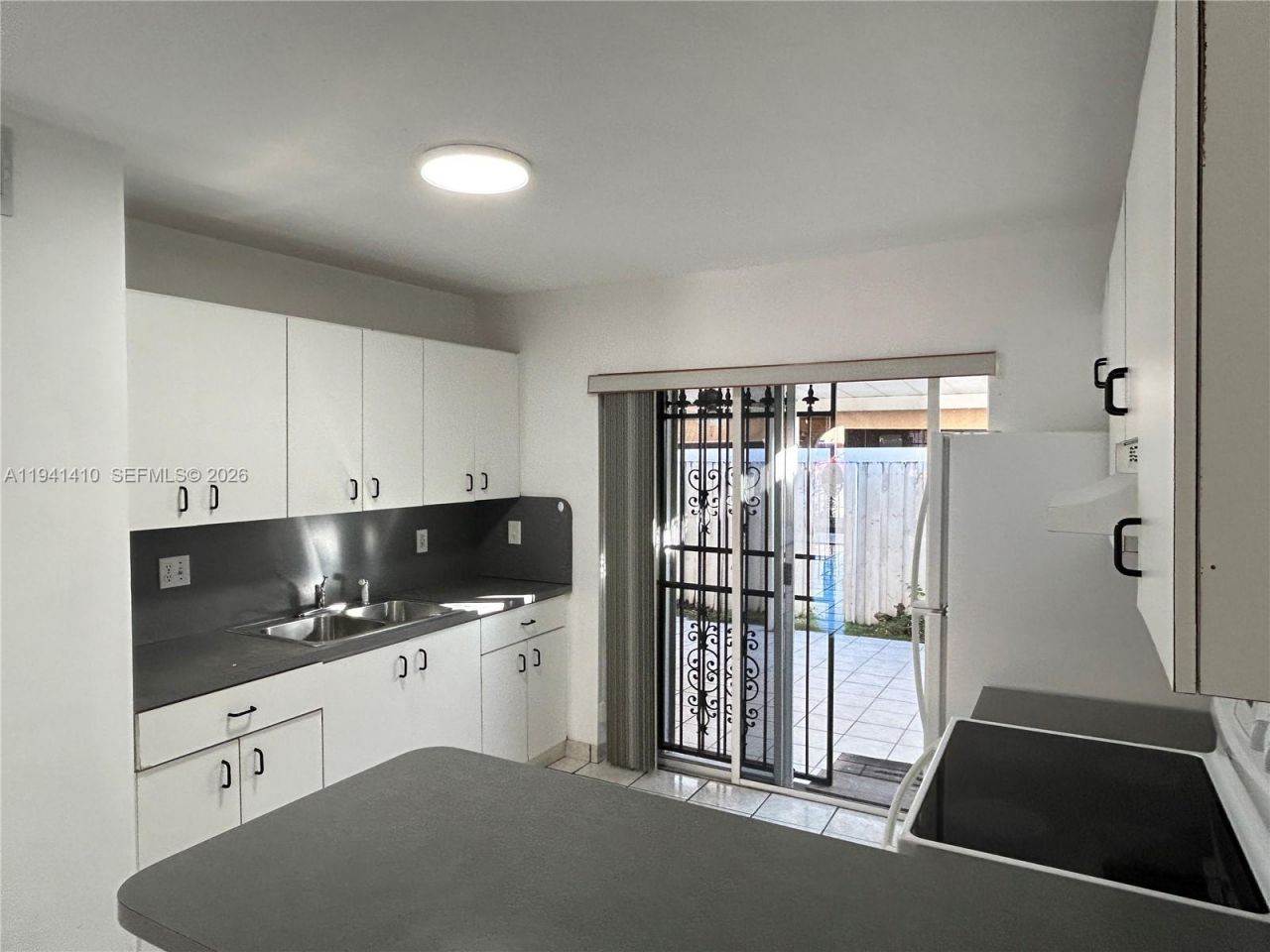 7693 W 29th Ln, Unit 101-48, Hialeah, FL 33018 Photo