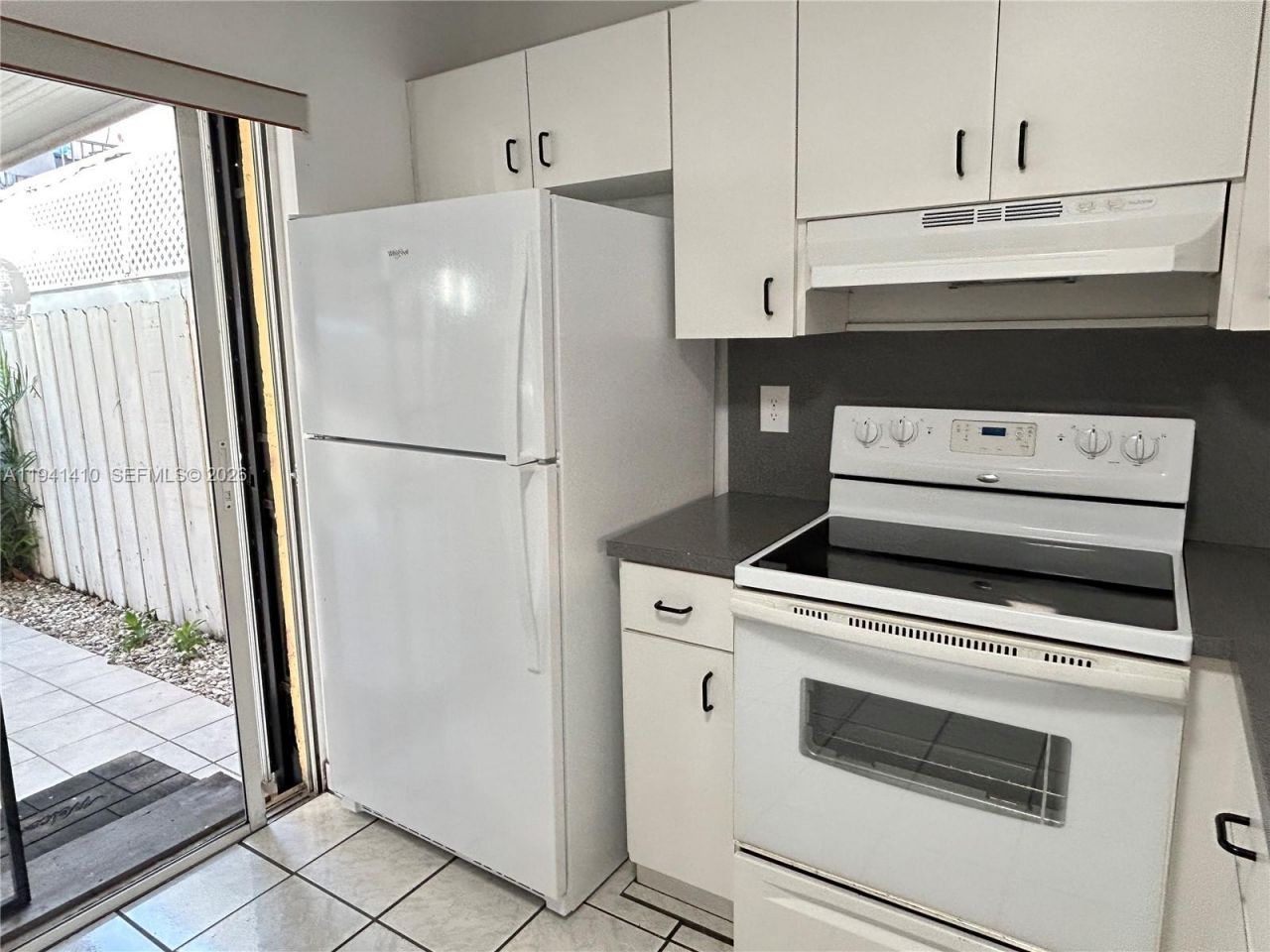 7693 W 29th Ln, Unit 101-48, Hialeah, FL 33018 Photo