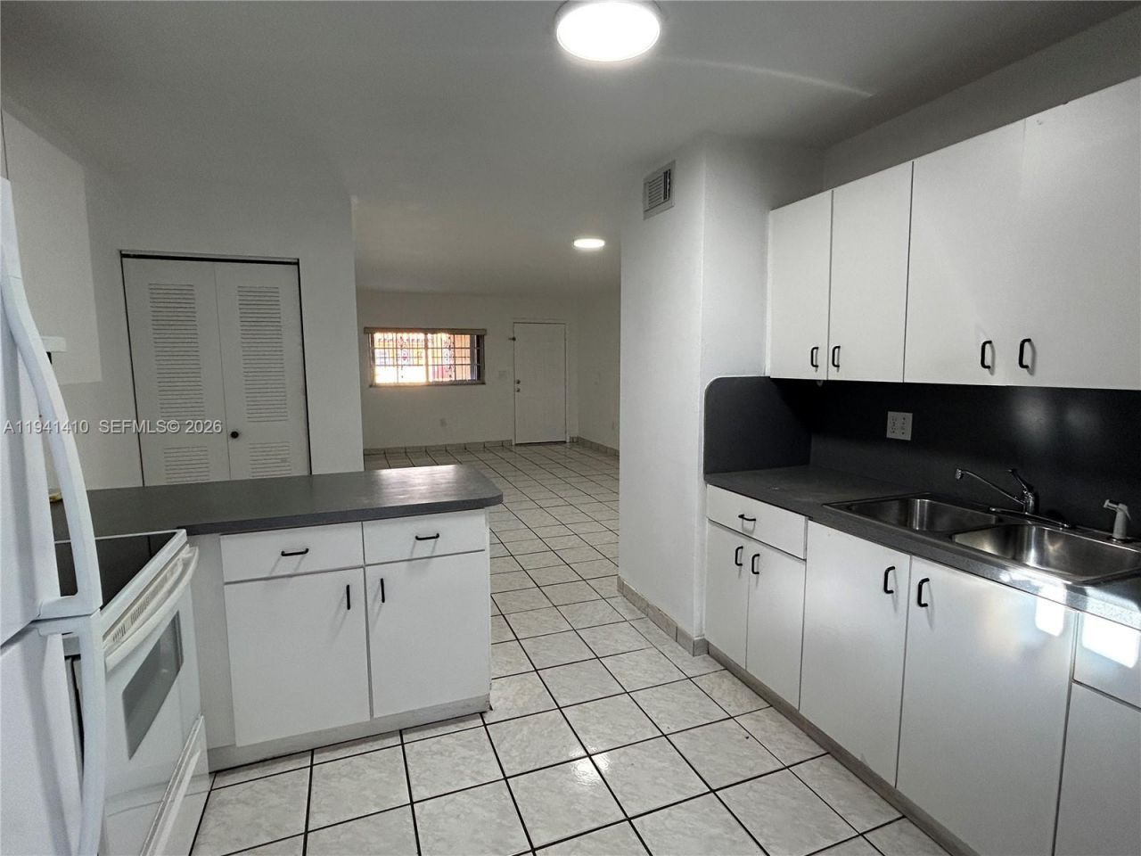 7693 W 29th Ln, Unit 101-48, Hialeah, FL 33018 Photo