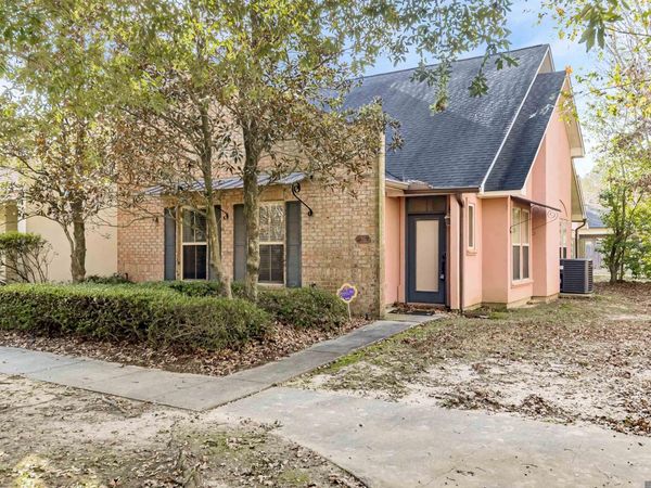 11110 Boardwalk Dr, Unit Apt 36, Baton Rouge, LA 70816