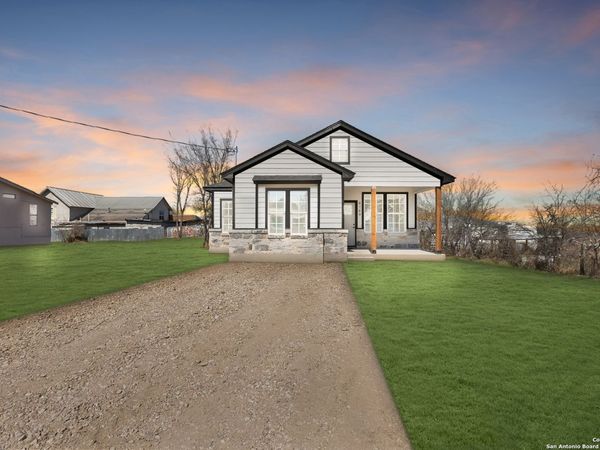 4149 Mountain pass, Von Ormy, TX 78073