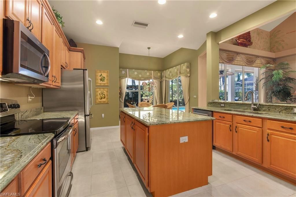 9090 Prosperity Way, Fort Myers, FL 33913 Photo