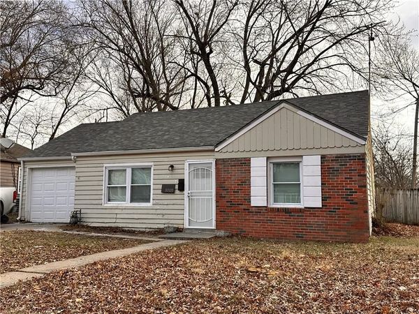 8009 Park Avenue, Kansas City, MO 64132