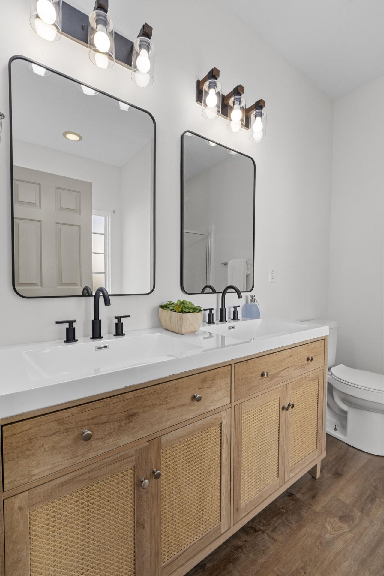 285 Westbrooke Road Photo 36