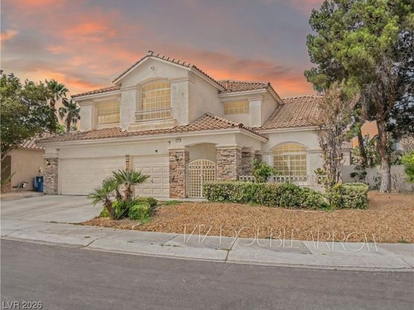 1717 Double Arrow Place, Las Vegas, NV 89128