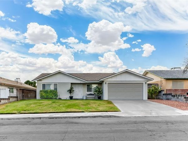 7113 Stormson Drive , Las Vegas, NV 89145