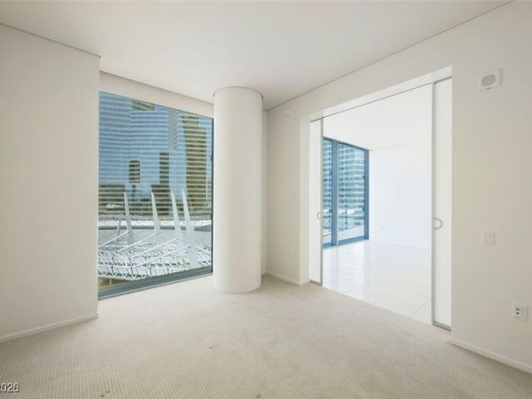 3726 Las Vegas Boulevard, Unit 704, Las Vegas, NV 89158