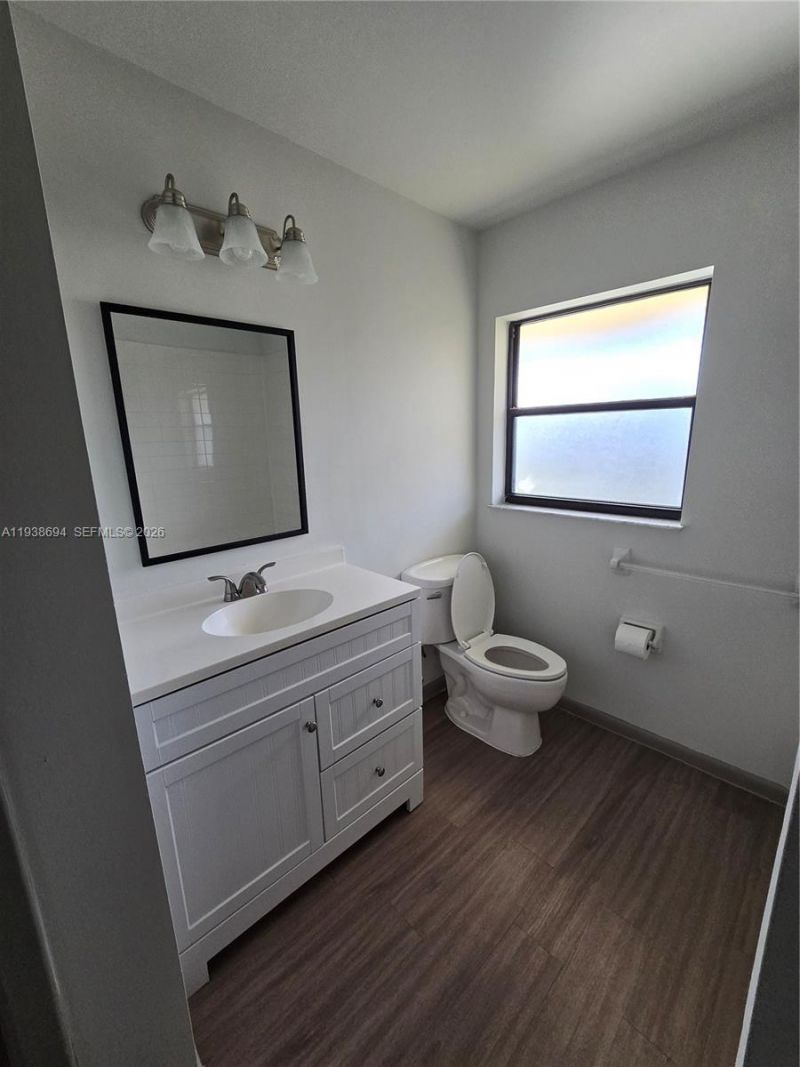 2050 Oleander Blvd, Unit 9-206, Fort Pierce, FL 34950 Photo