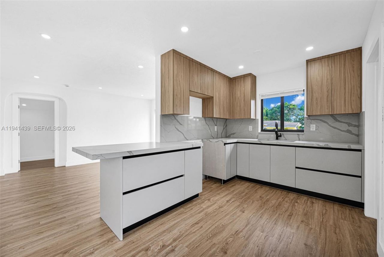 2931 NW 190th St, Miami Gardens, FL 33056 Photo