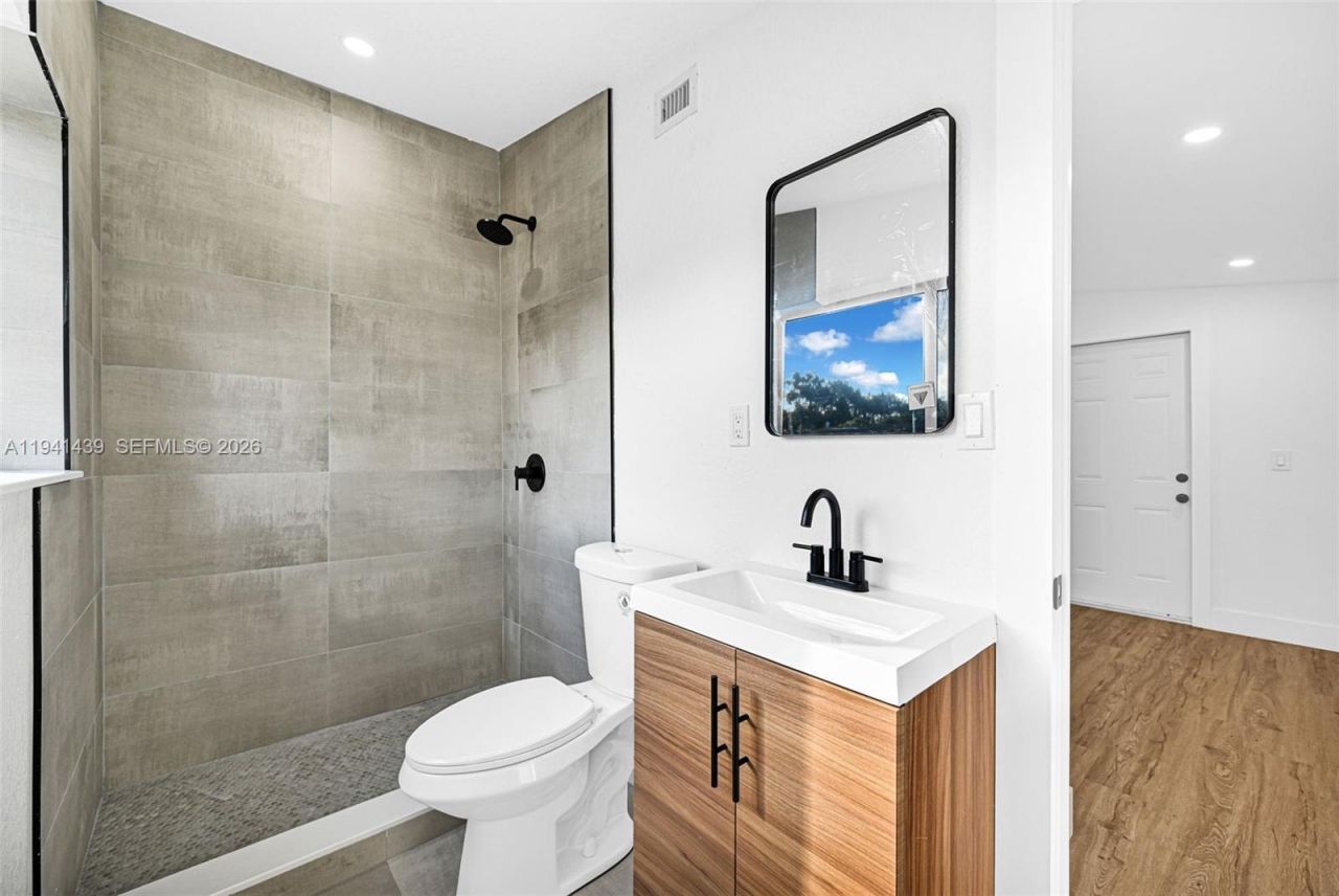 2931 NW 190th St, Miami Gardens, FL 33056 Photo