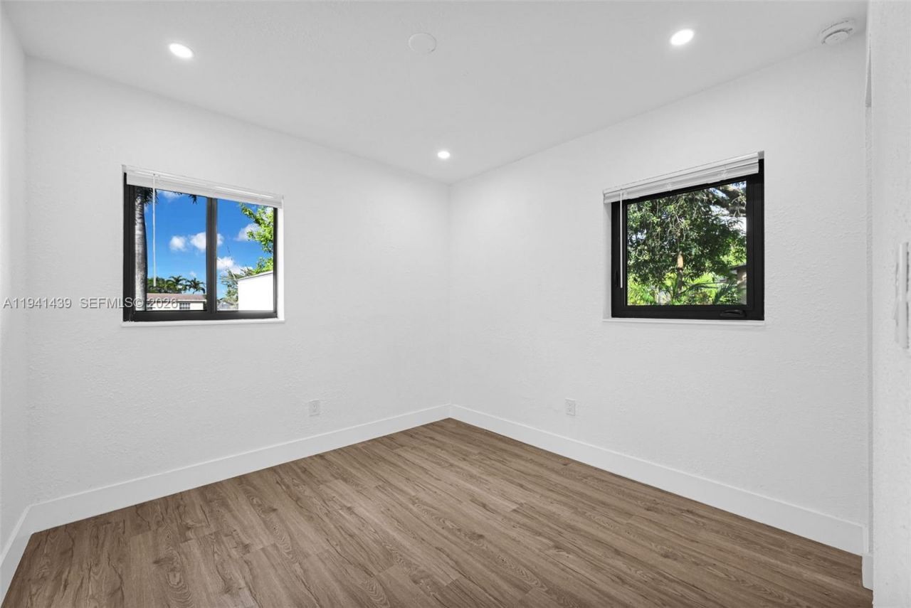 2931 NW 190th St, Miami Gardens, FL 33056 Photo