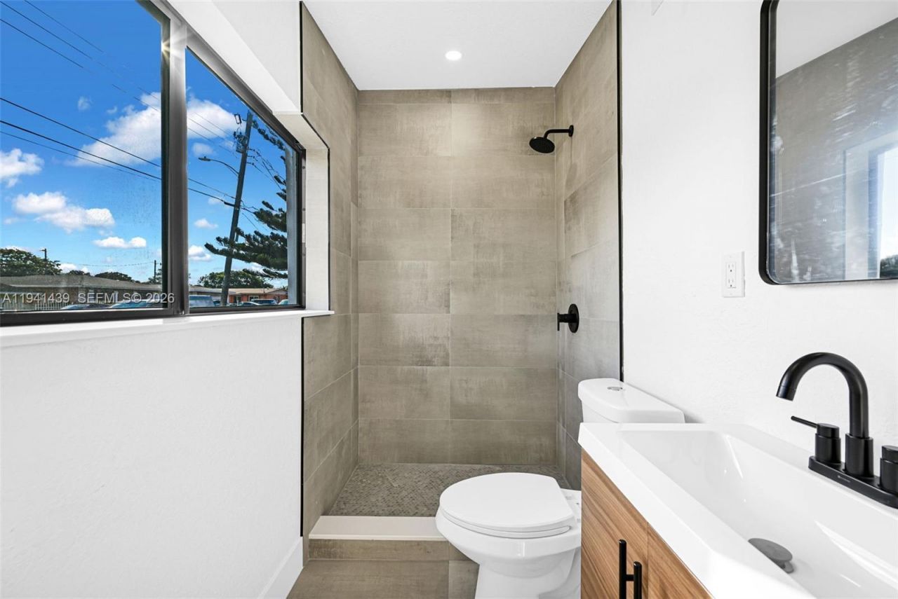 2931 NW 190th St, Miami Gardens, FL 33056 Photo