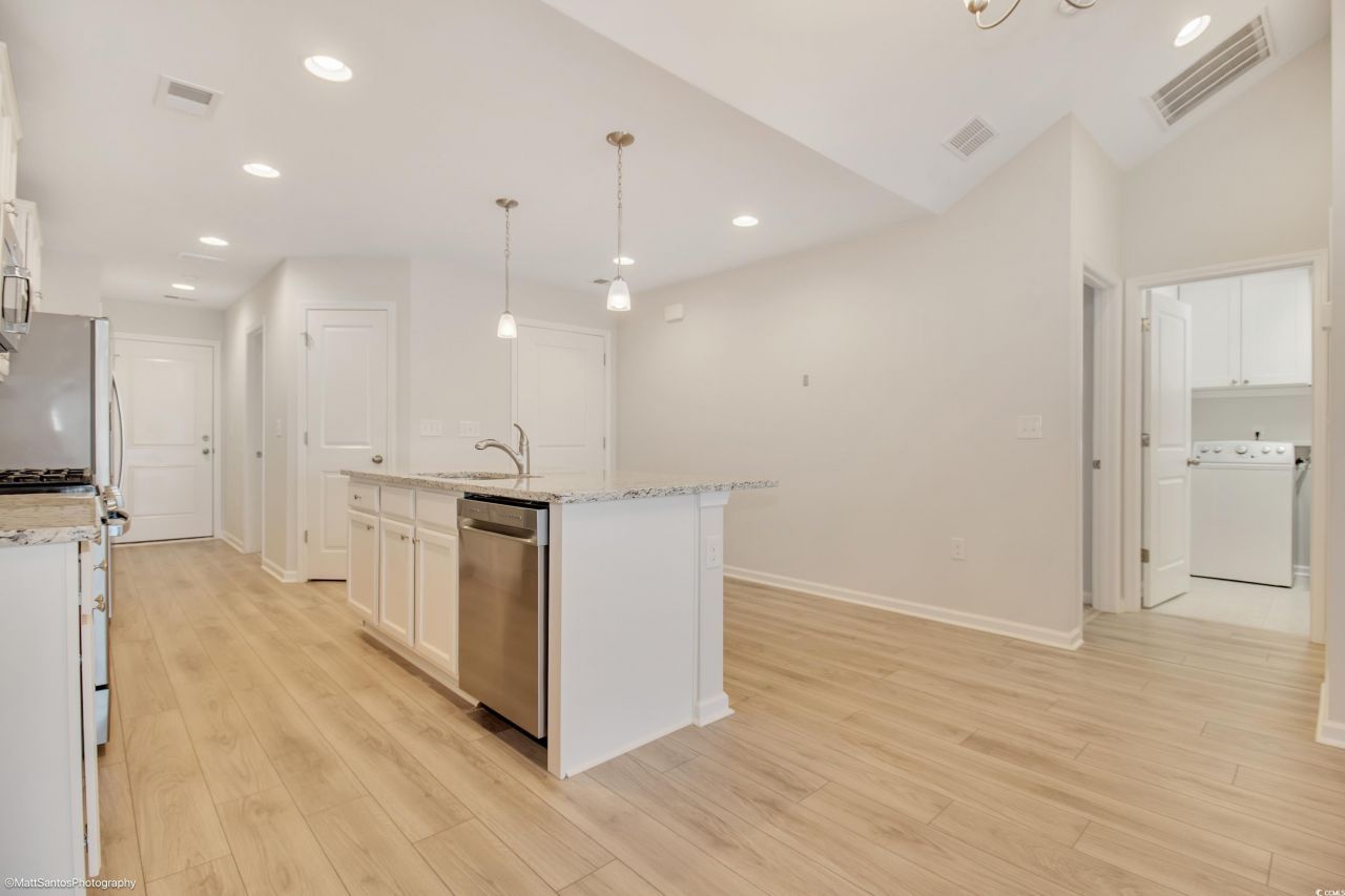 2005 Willow Run Dr. Photo 12