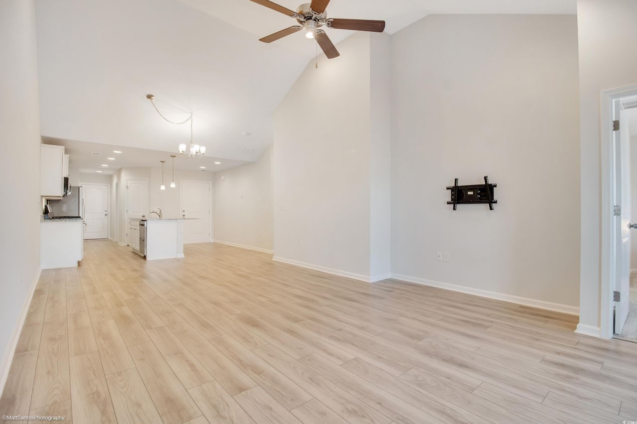 2005 Willow Run Dr. Photo 15