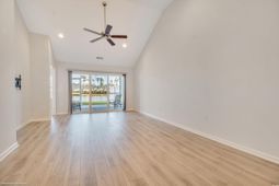 2005 Willow Run Dr. photo 4