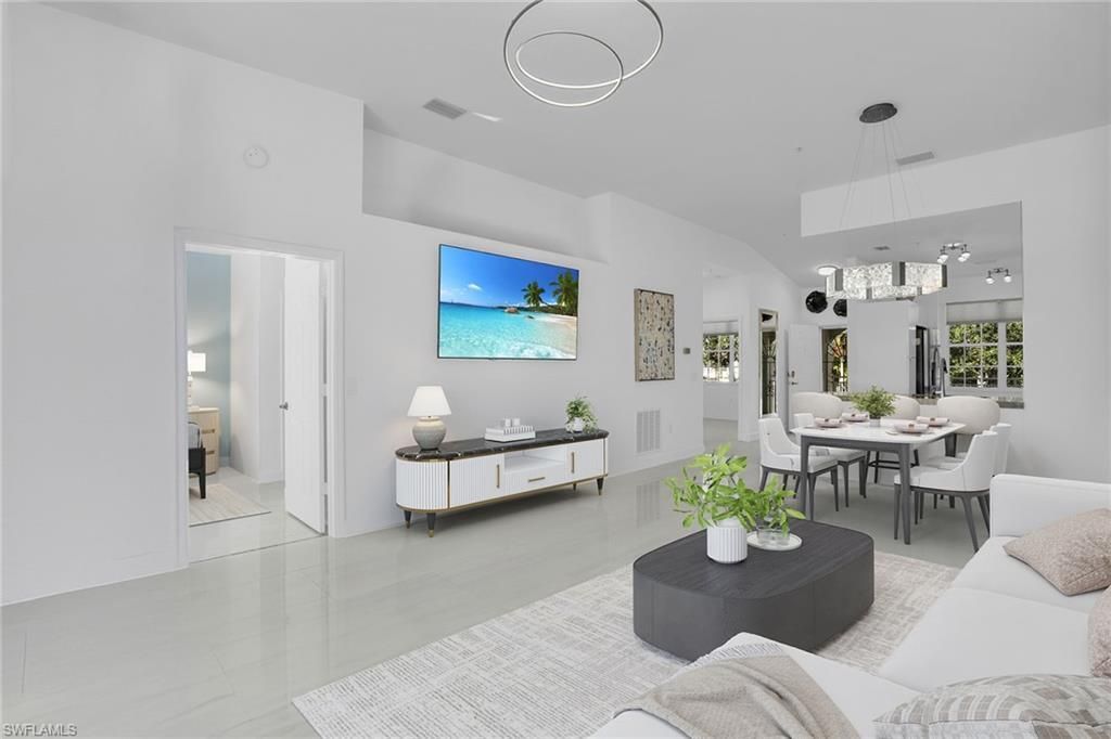 2350 Carrington Ct, Unit 7-202, Naples, FL 34109 Photo