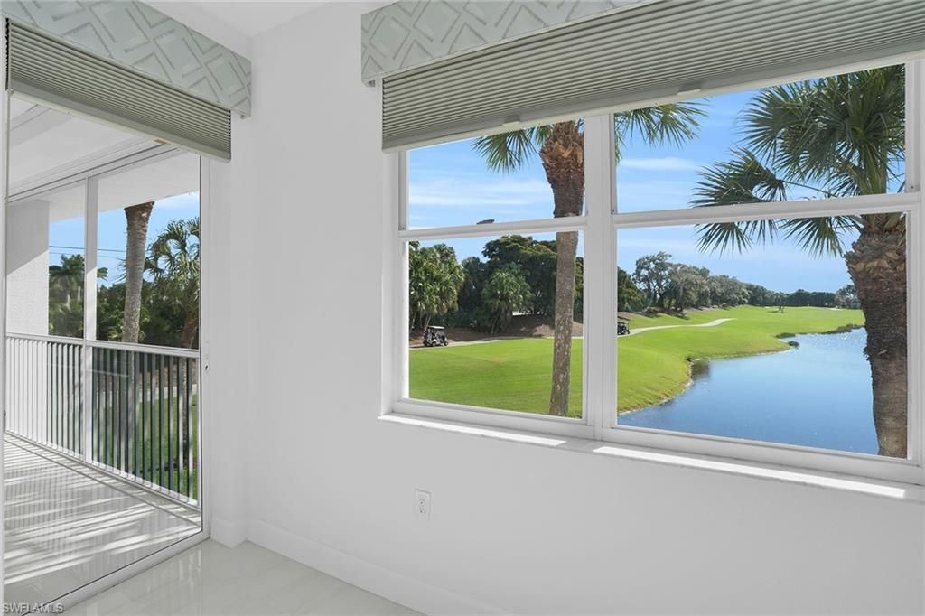 2350 Carrington Ct, Unit 7-202, Naples, FL 34109 Photo
