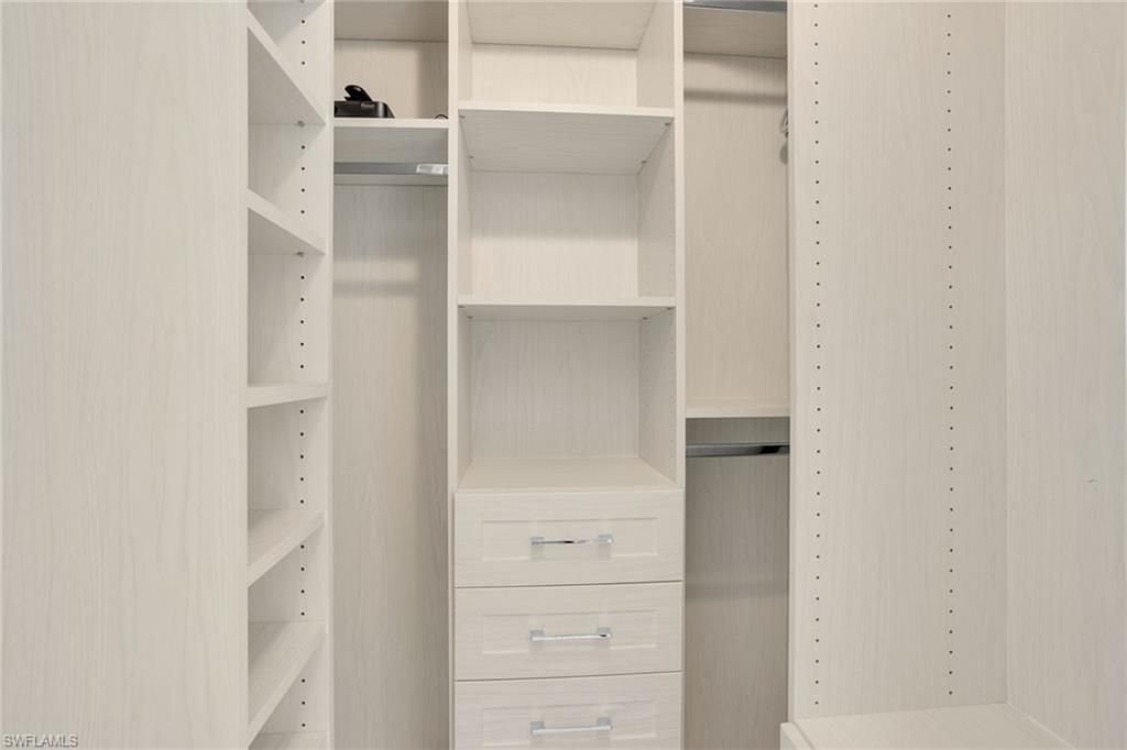 2350 Carrington Ct, Unit 7-202, Naples, FL 34109 Photo