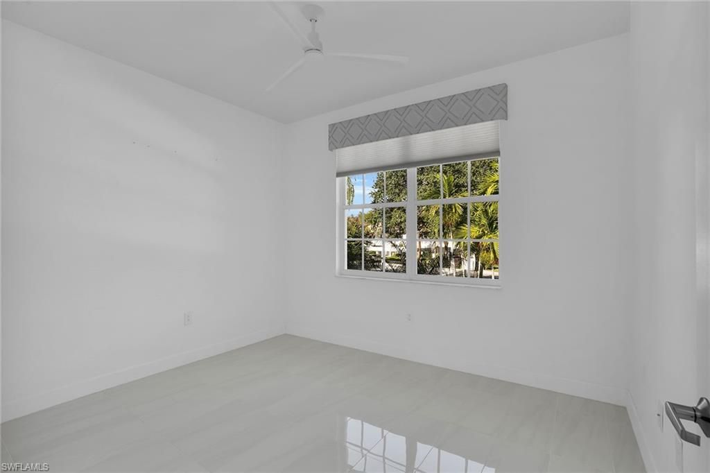 2350 Carrington Ct, Unit 7-202, Naples, FL 34109 Photo