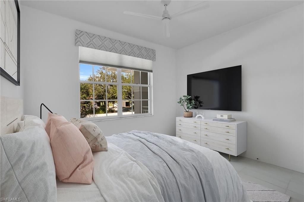 2350 Carrington Ct, Unit 7-202, Naples, FL 34109 Photo