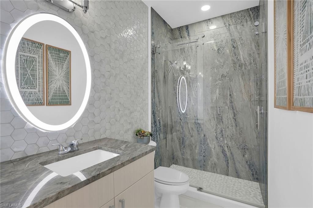 2350 Carrington Ct, Unit 7-202, Naples, FL 34109 Photo