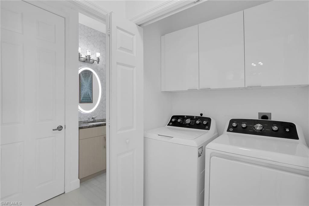 2350 Carrington Ct, Unit 7-202, Naples, FL 34109 Photo
