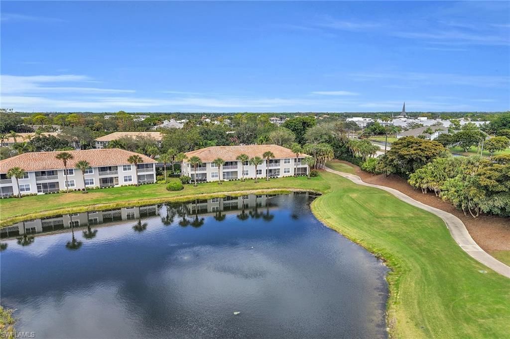 2350 Carrington Ct, Unit 7-202, Naples, FL 34109 Photo