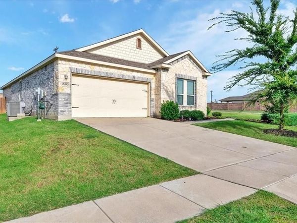 2600 Wheeler Avenue , Aubrey, TX 76227