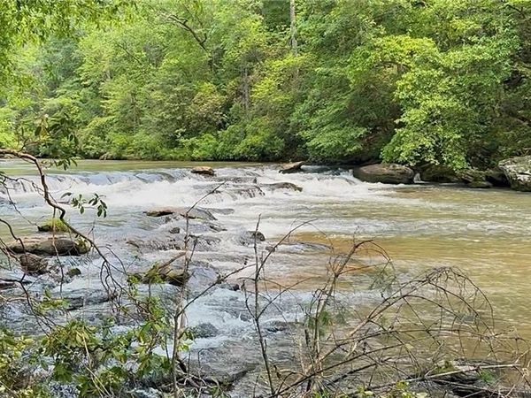 105 Colly Lane , Marble Hill, GA 30148