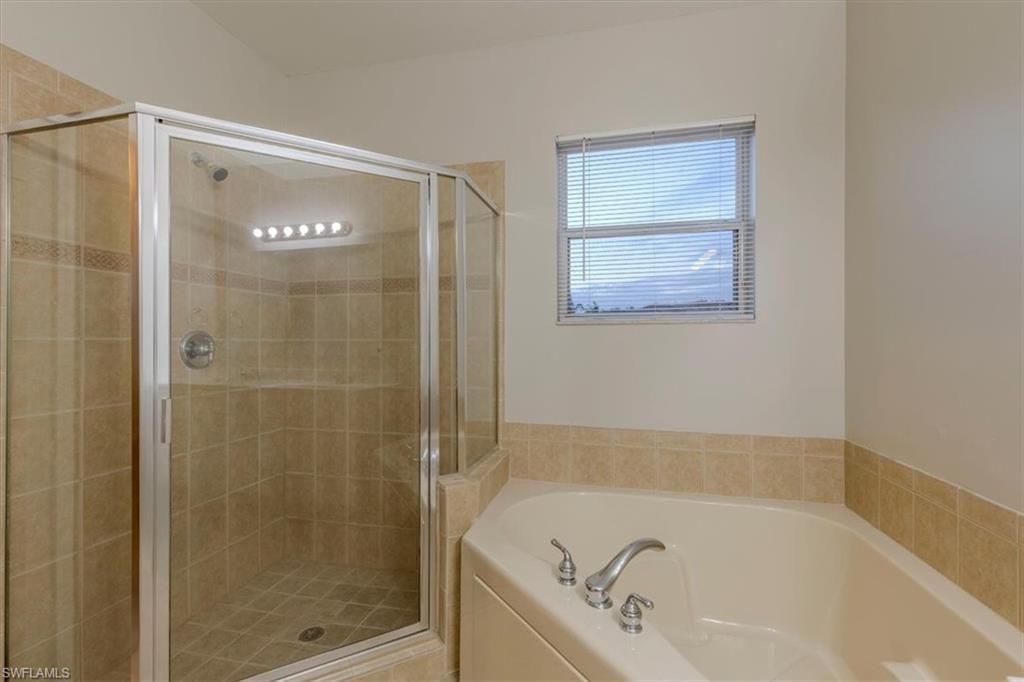 10120 N Golden Elm Dr, Estero, FL 33928 Photo