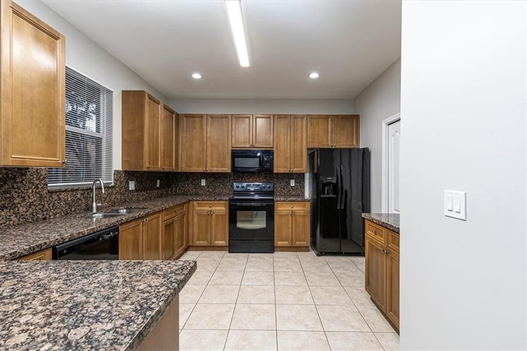 10120 N Golden Elm Dr, Estero, FL 33928 Photo