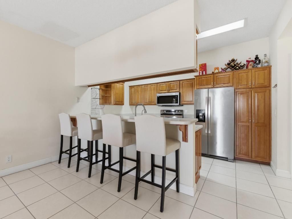 3962 Circle Lake Drive, West Palm Beach, FL 33417 Photo