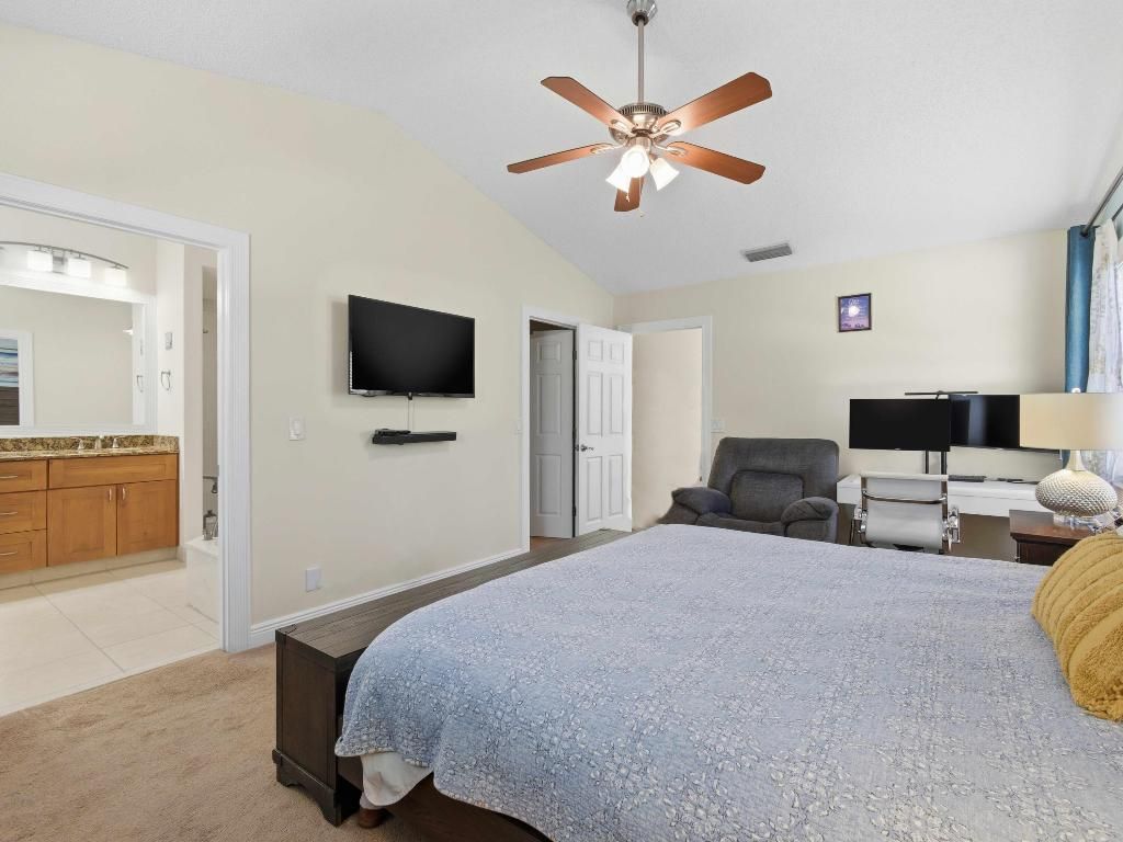 3962 Circle Lake Drive, West Palm Beach, FL 33417 Photo