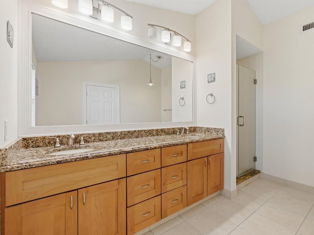 3962 Circle Lake Drive, West Palm Beach, FL 33417 Photo