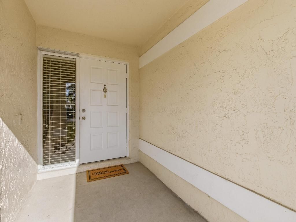 3962 Circle Lake Drive, West Palm Beach, FL 33417 Photo