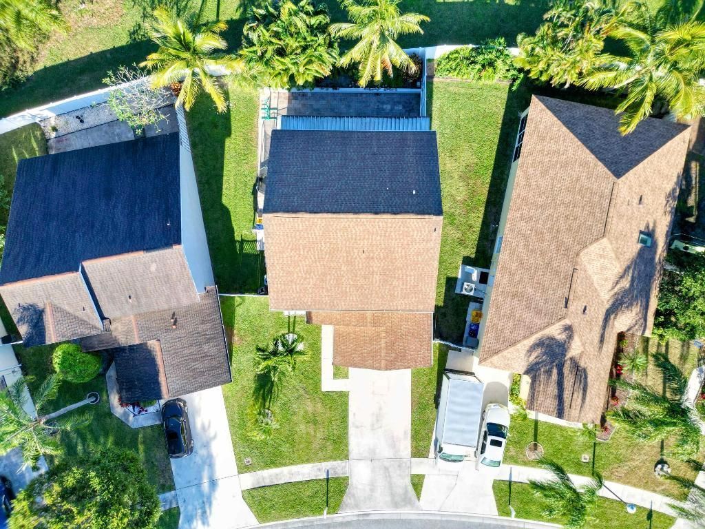 3962 Circle Lake Drive, West Palm Beach, FL 33417 Photo