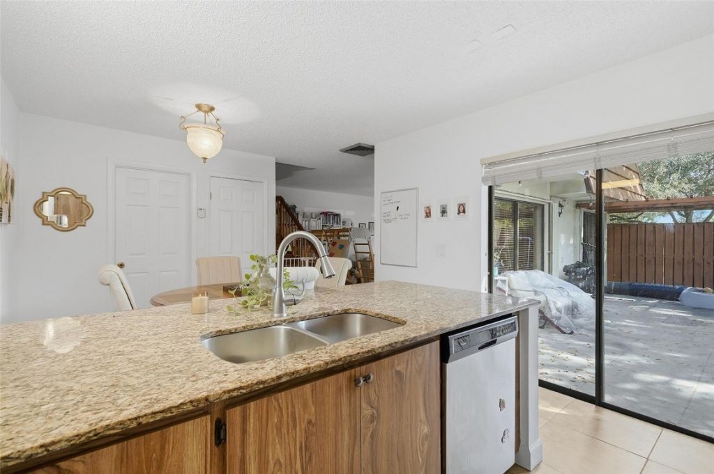 9142 SW 23rd Street, Unit D, Davie, FL 33324 Photo