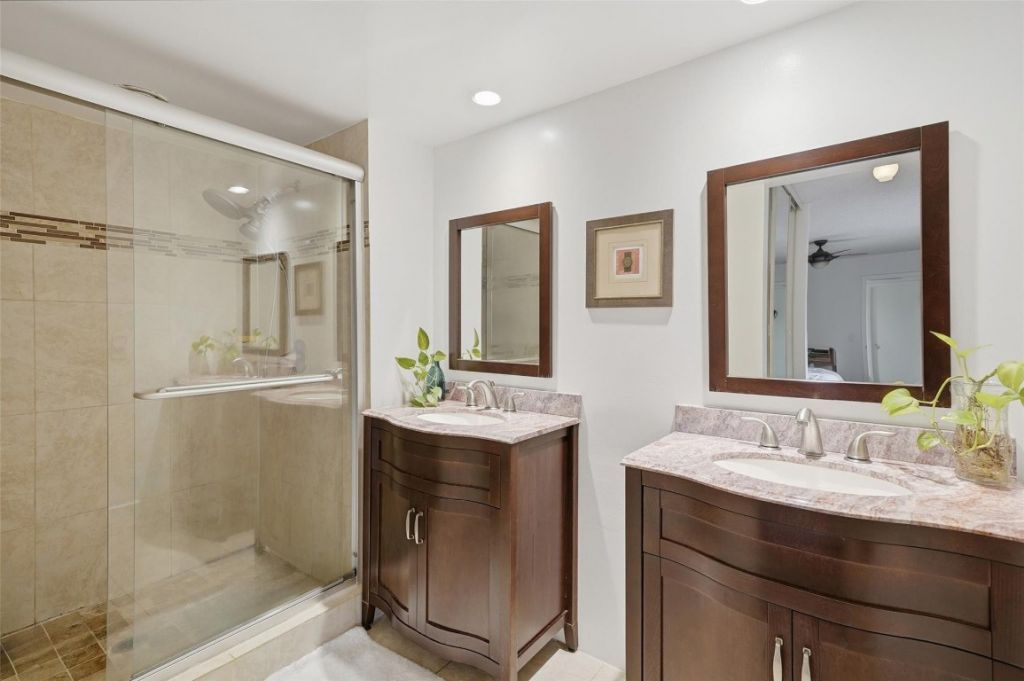 9142 SW 23rd Street, Unit D, Davie, FL 33324 Photo