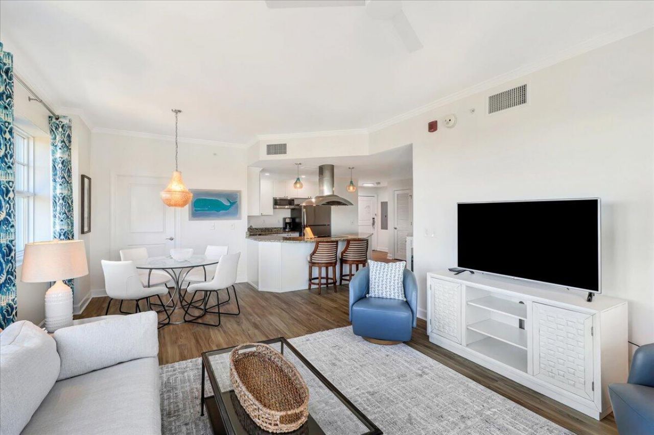 5804 Palmetto Drive Photo 7