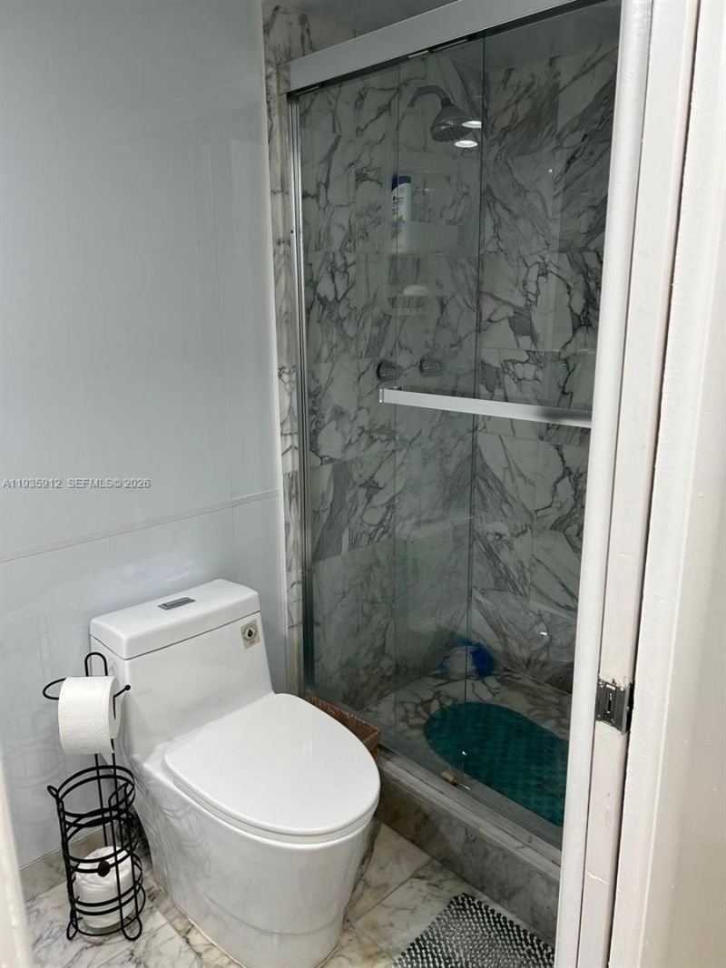 20941 NE 37th Ct , Aventura, FL 33180 Photo