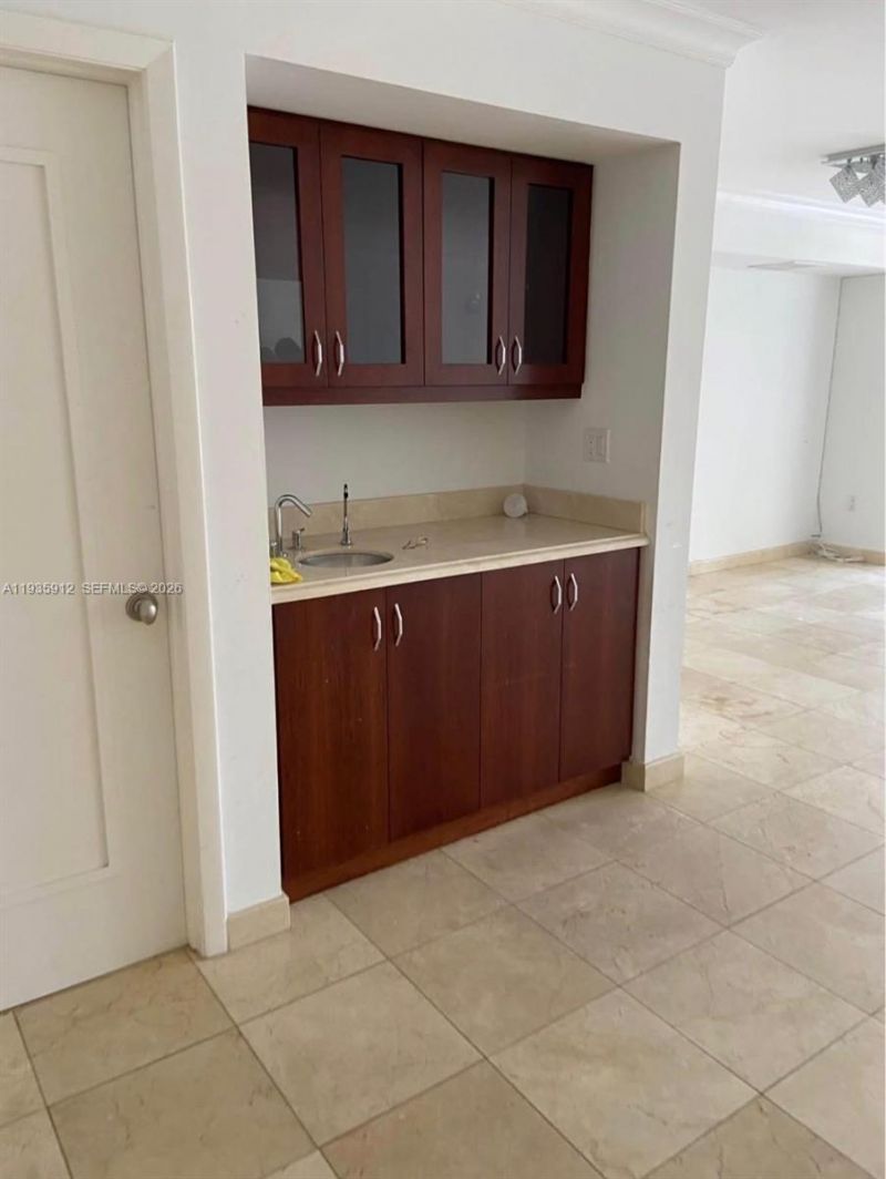 20941 NE 37th Ct , Aventura, FL 33180 Photo