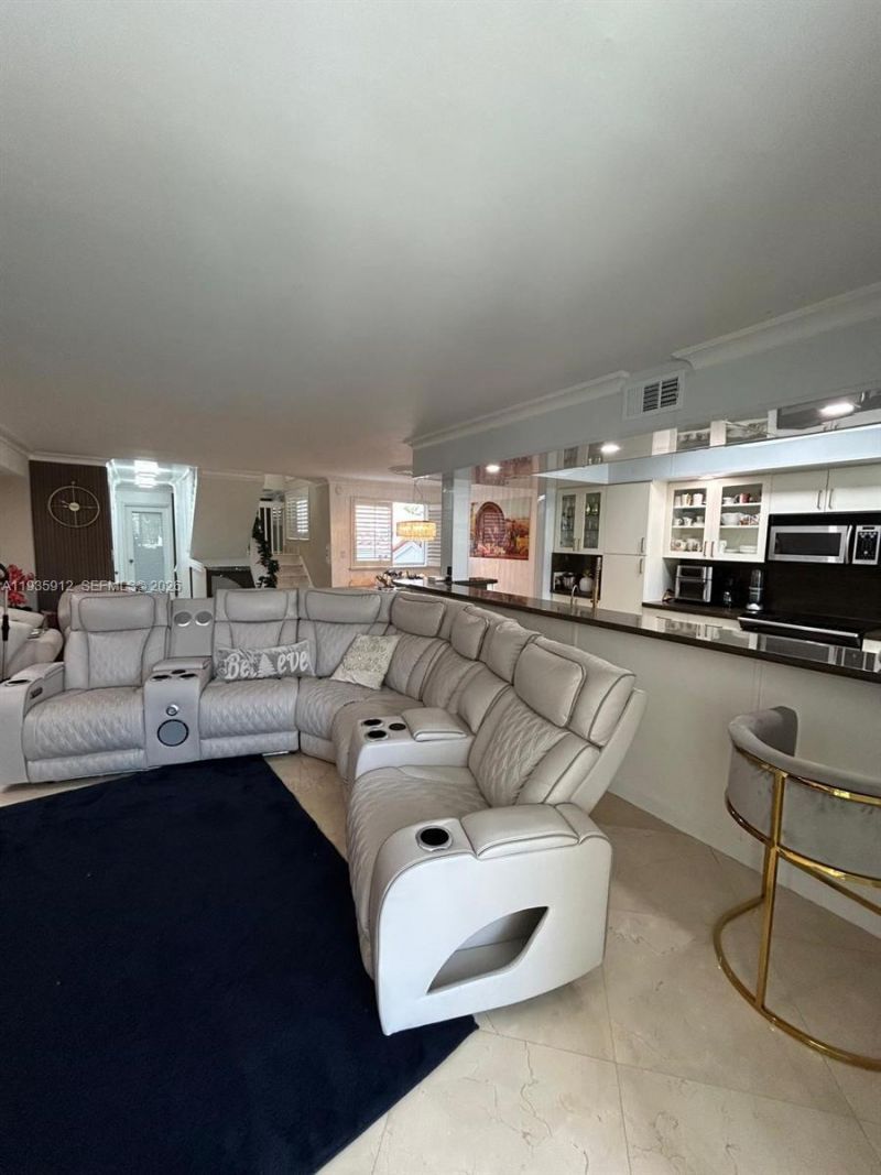 20941 NE 37th Ct , Aventura, FL 33180 Photo