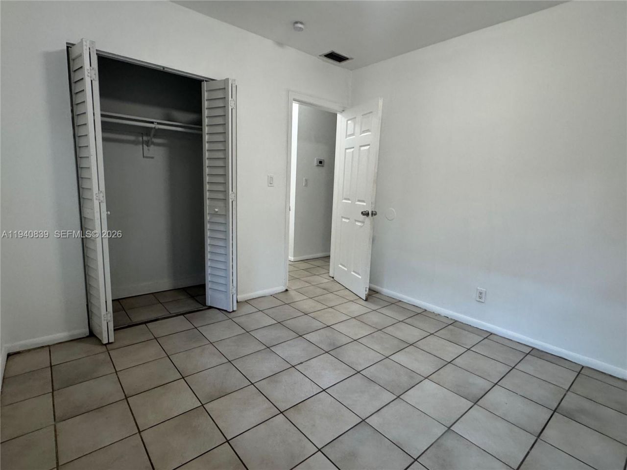 212 NE 41 St, Unit 212, Oakland Park, FL 33334 Photo