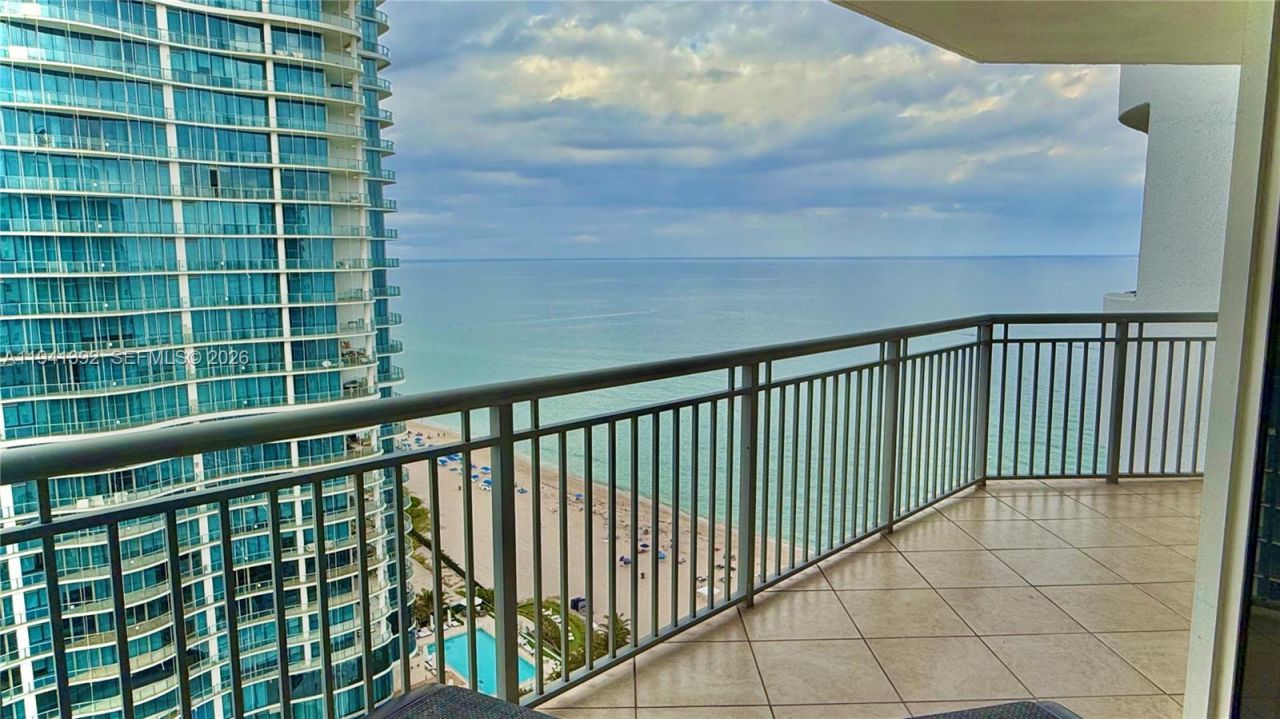 17375 Collins Ave , Unit 2406, Sunny Isles Beach, FL 33160 Photo