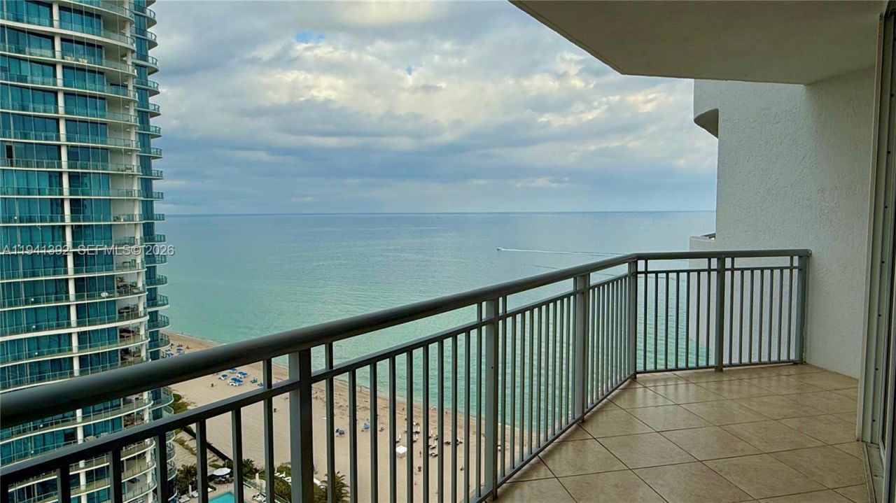 17375 Collins Ave , Unit 2406, Sunny Isles Beach, FL 33160 Photo