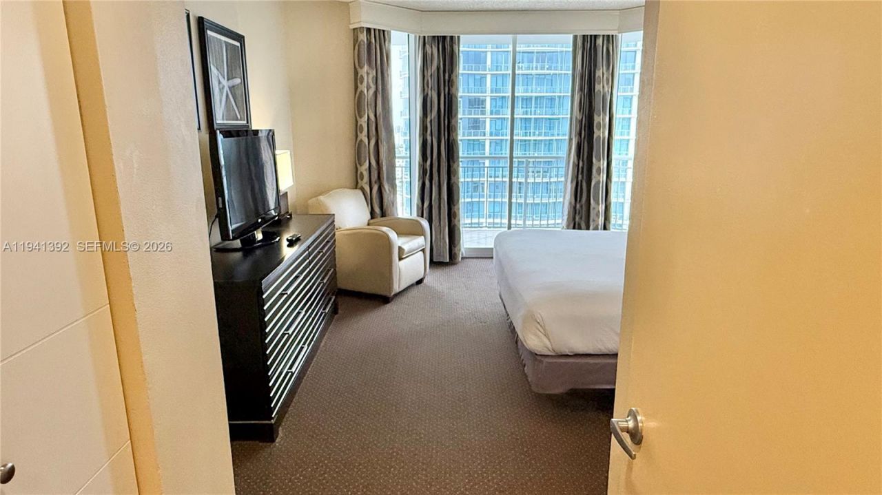 17375 Collins Ave , Unit 2406, Sunny Isles Beach, FL 33160 Photo