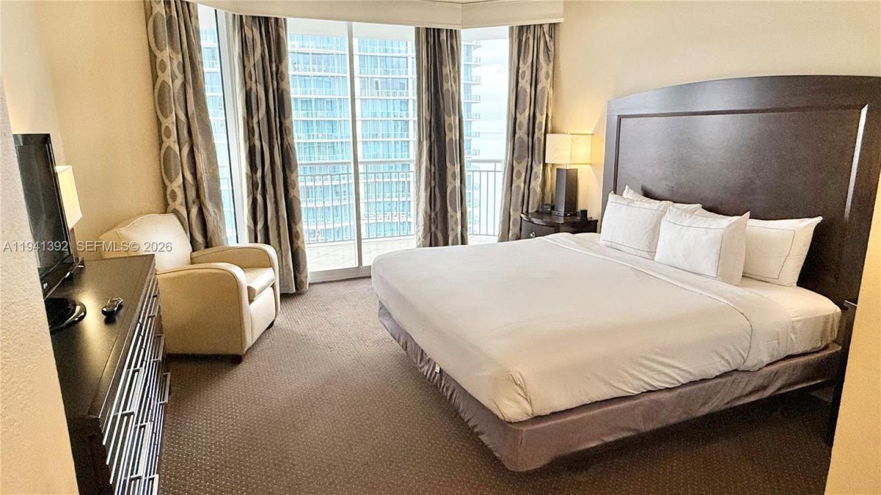 17375 Collins Ave , Unit 2406, Sunny Isles Beach, FL 33160 Photo